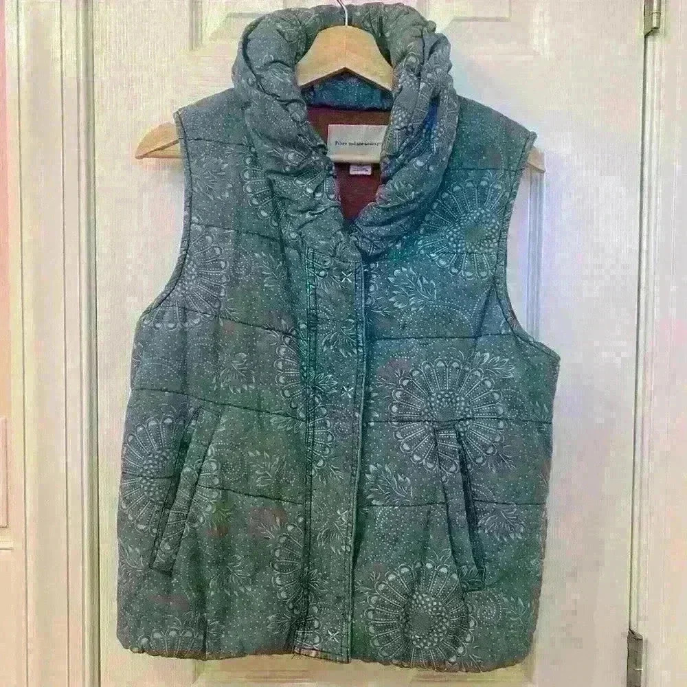 Anthropologie Pilcro and The Letterpress Chambray Puffer Vest Size M